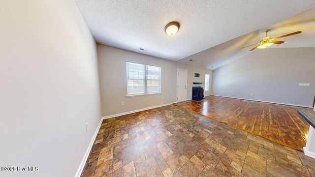 308 Parkton Drive, Richlands, NC 28574