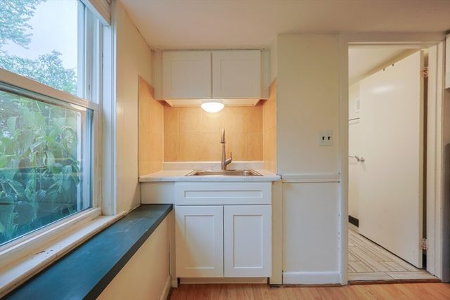 16 Beacon Place 16, Melrose, MA 02176