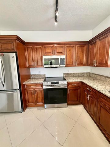 11073 Harbour Springs Circle, Boca Raton, FL 33428