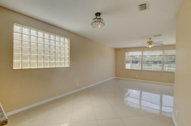 11073 Harbour Springs Circle, Boca Raton, FL 33428