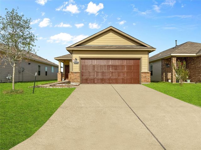 9926 Yanet Grove Lane, Houston, TX 77044
