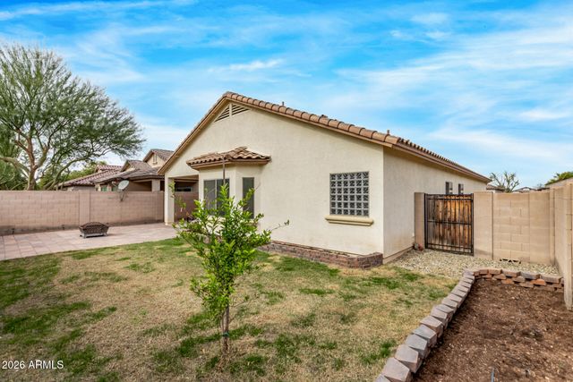 5831 W PEDRO Lane, Laveen, AZ 85339