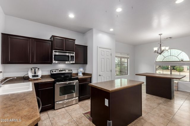 5831 W PEDRO Lane, Laveen, AZ 85339