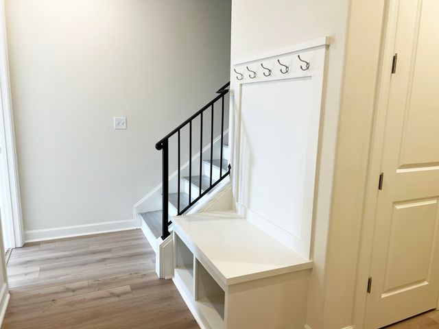 305 VALLEYVIEW LN, Oakland, TN 38060