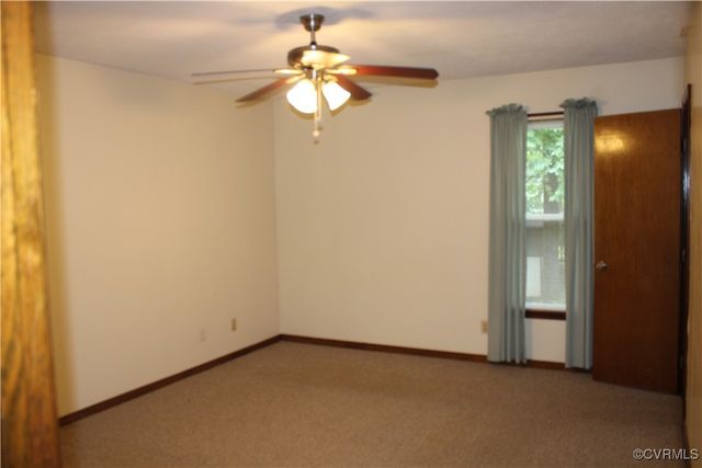 7401 Velvet Antler Dr, Midlothian, VA 23112