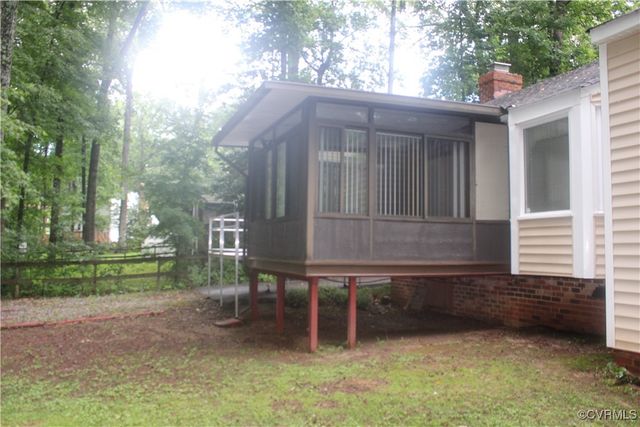 7401 Velvet Antler Dr, Midlothian, VA 23112