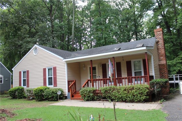 7401 Velvet Antler Dr, Midlothian, VA 23112