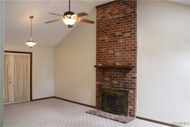 7401 Velvet Antler Dr, Midlothian, VA 23112