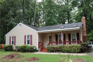 7401 Velvet Antler Dr, Midlothian, VA 23112