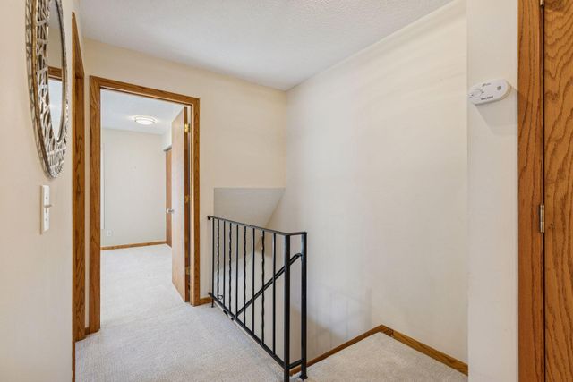 2425 Unity Avenue N, Golden Valley, MN 55422