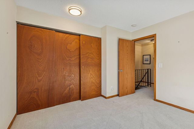 2425 Unity Avenue N, Golden Valley, MN 55422