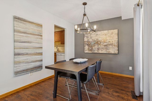 2425 Unity Avenue N, Golden Valley, MN 55422