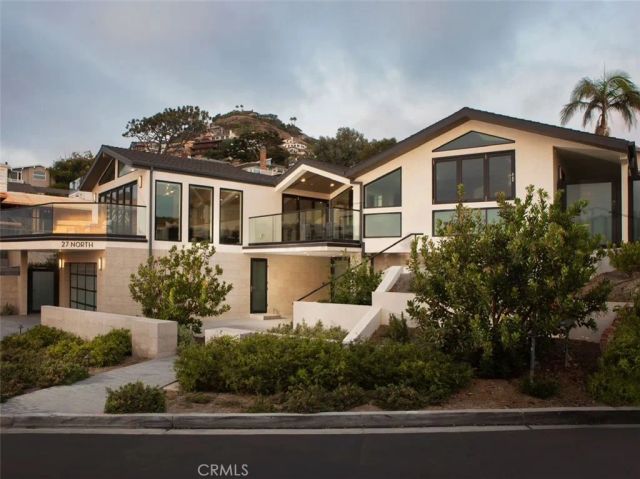 27 North La Senda Drive, Laguna Beach, CA 92651