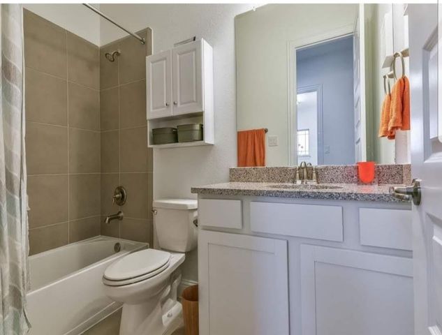 13326 Lake Chesdin Road, Houston, TX 77044