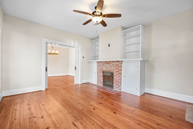 1715 College Avenue, Fort Worth, TX 76110