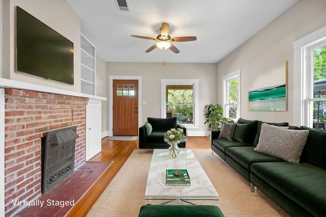 1715 College Avenue, Fort Worth, TX 76110