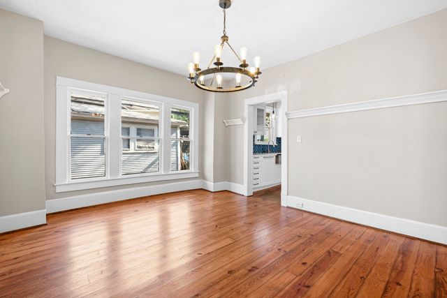 1715 College Avenue, Fort Worth, TX 76110