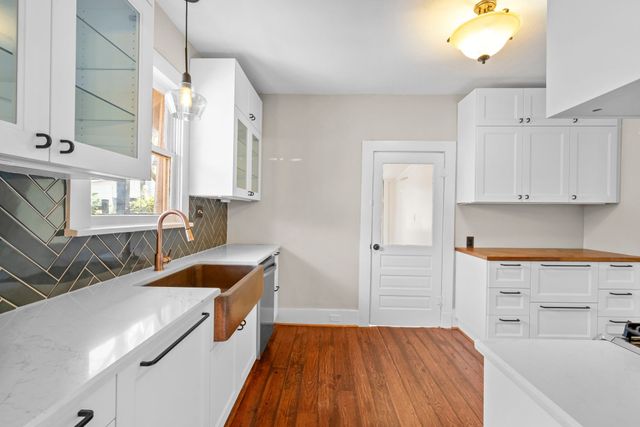 1715 College Avenue, Fort Worth, TX 76110