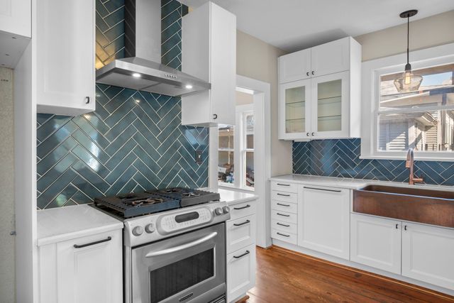 1715 College Avenue, Fort Worth, TX 76110