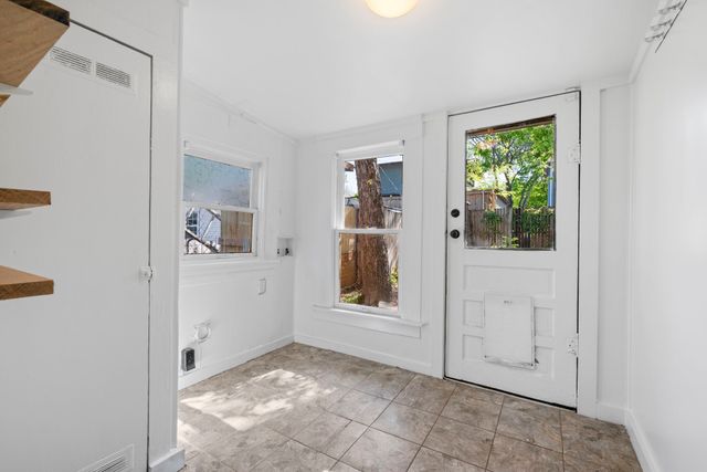 1715 College Avenue, Fort Worth, TX 76110