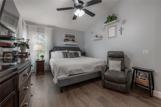 8507 TIARA PARK WAY, Tampa, FL 33635