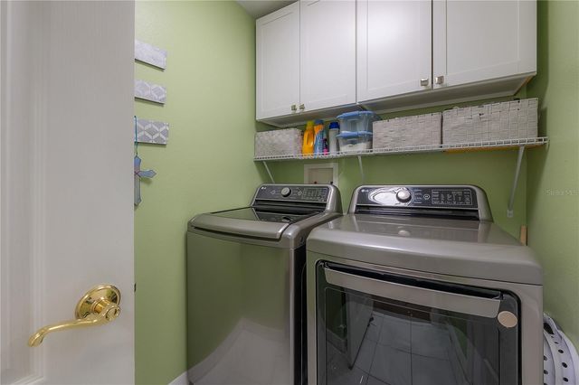 8507 TIARA PARK WAY, Tampa, FL 33635