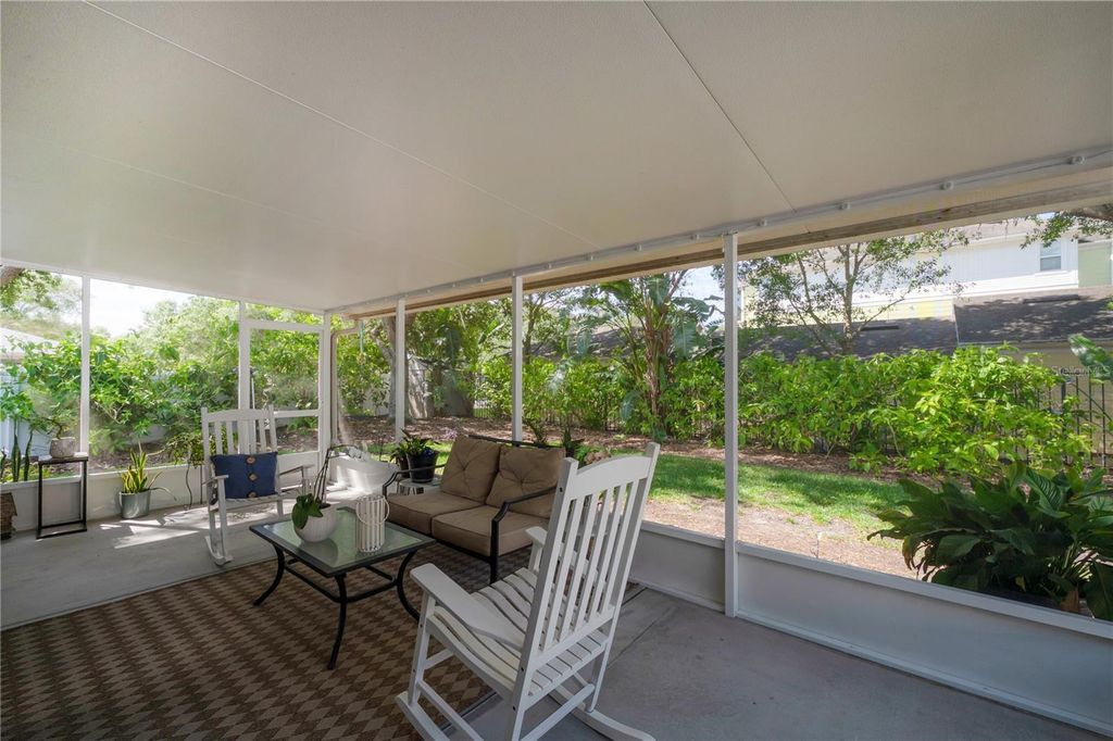 Image 14 of property listing at 8507 TIARA PARK WAY, Tampa, FL 33635
