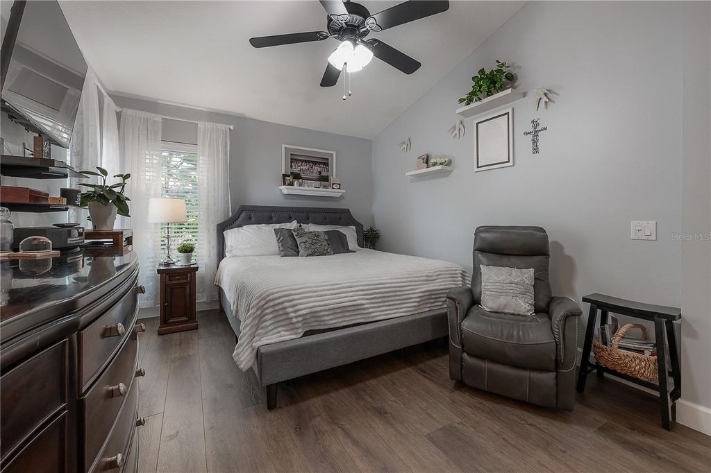 Image 24 of property listing at 8507 TIARA PARK WAY, Tampa, FL 33635