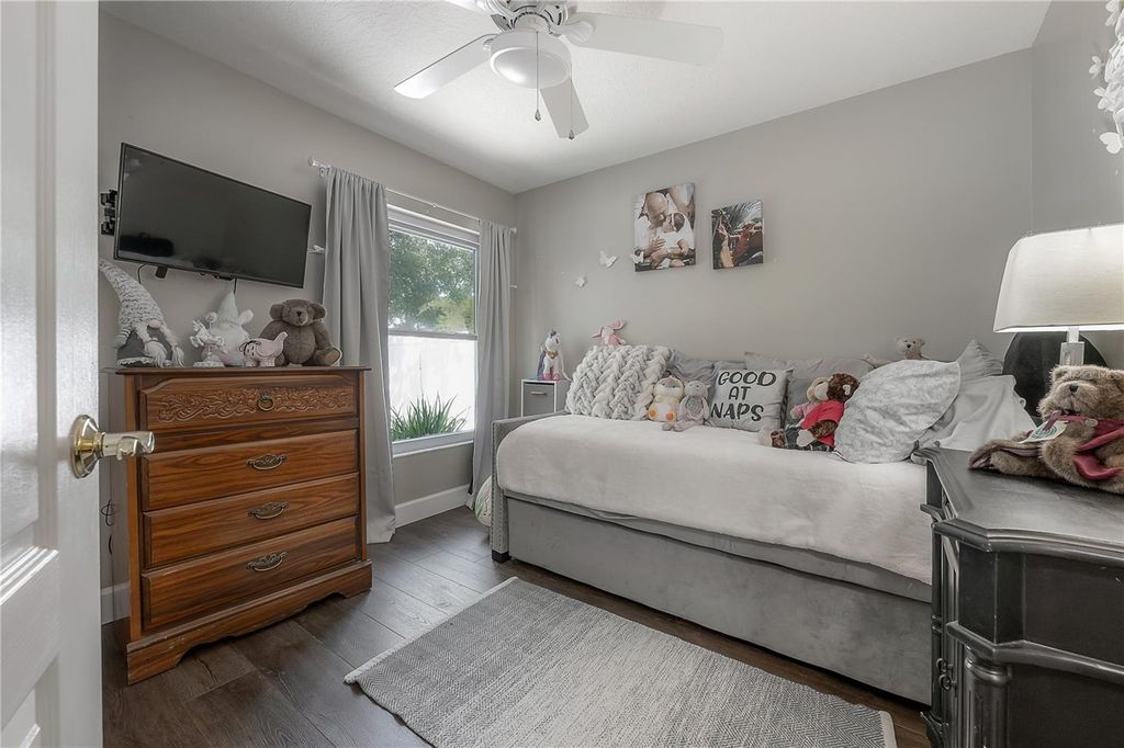 Image 29 of property listing at 8507 TIARA PARK WAY, Tampa, FL 33635