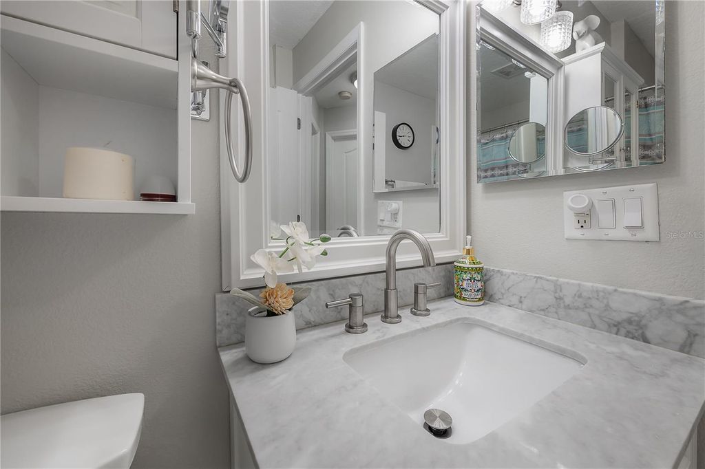 Image 32 of property listing at 8507 TIARA PARK WAY, Tampa, FL 33635