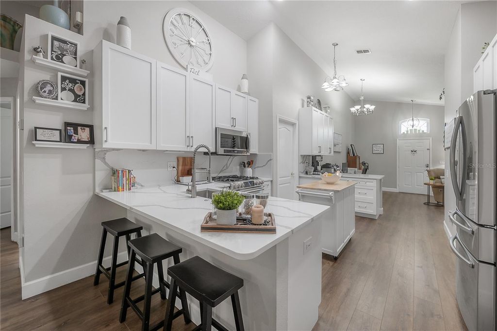 Image 6 of property listing at 8507 TIARA PARK WAY, Tampa, FL 33635