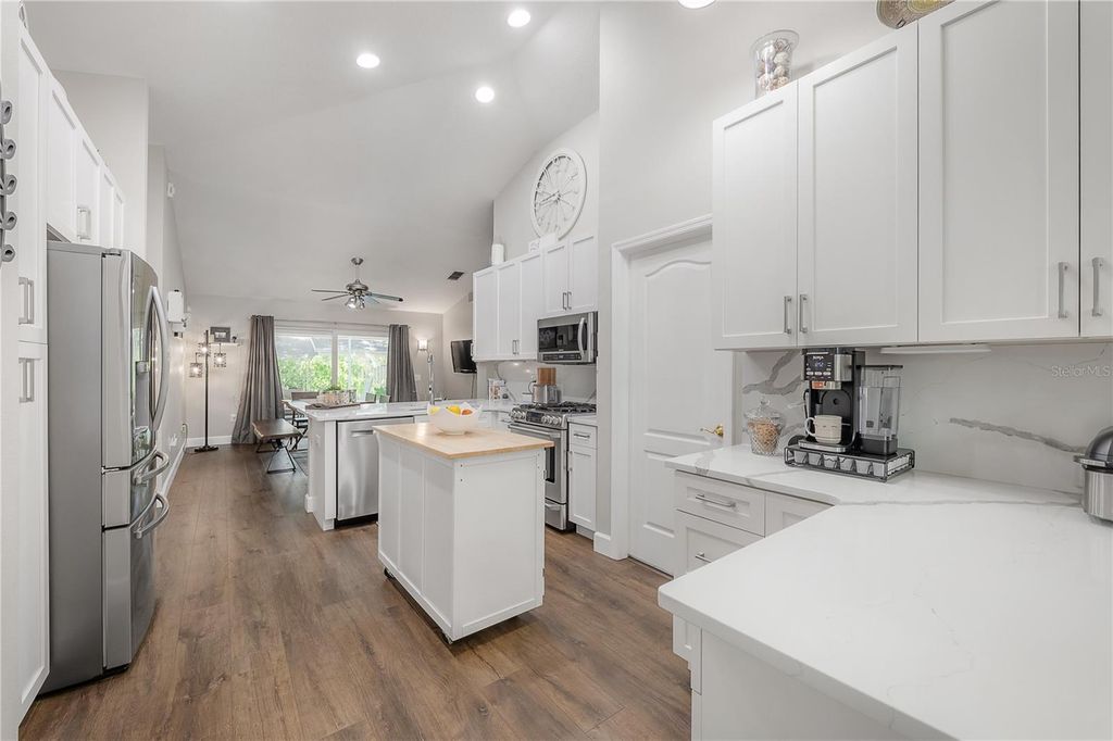 Image 7 of property listing at 8507 TIARA PARK WAY, Tampa, FL 33635