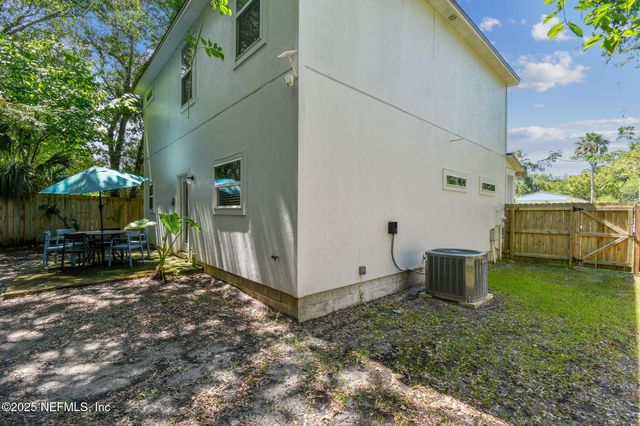 241 COLUMBUS Street, St. Augustine, FL 32084