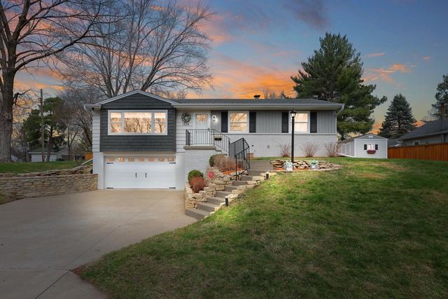 1220 Oak Street W, Stillwater, MN 55082