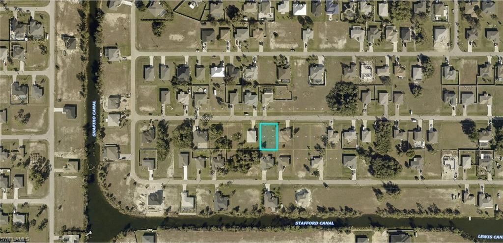 Image 2 of property listing at 1342 NE 33rd TER, Cape Coral, FL 33909