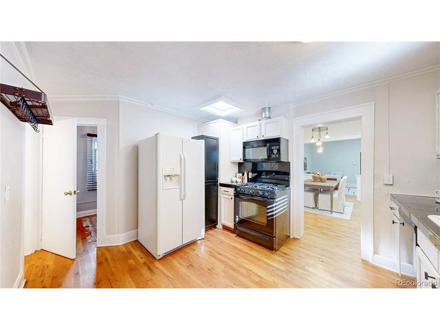 39 N Clarkson St B, Denver, CO 80218
