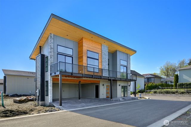 120 Skipping Stone Loop, Lynden, WA 98264