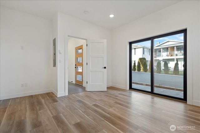 120 Skipping Stone Loop, Lynden, WA 98264