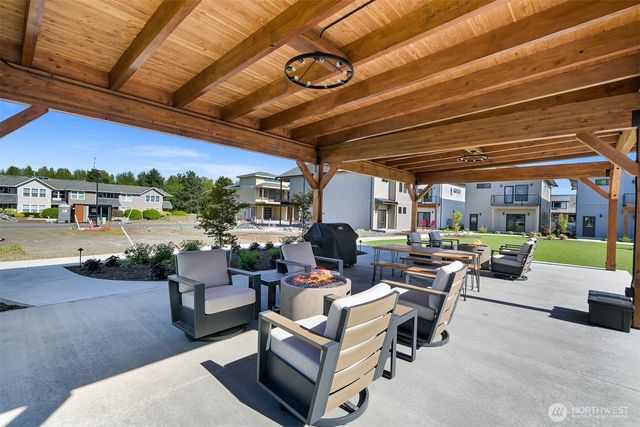 120 Skipping Stone Loop, Lynden, WA 98264