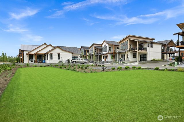 120 Skipping Stone Loop, Lynden, WA 98264