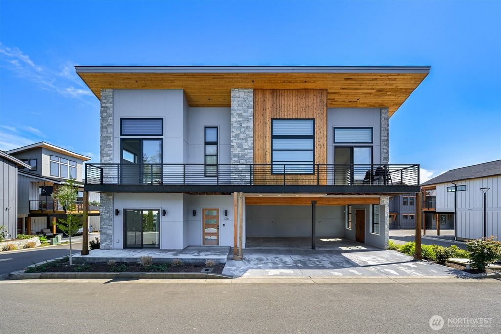 120 Skipping Stone Loop, Lynden, WA 98264