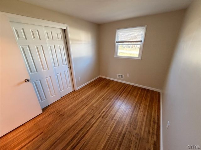 301 Downsview Drive, Gates, NY 14606