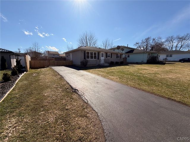 301 Downsview Drive, Gates, NY 14606