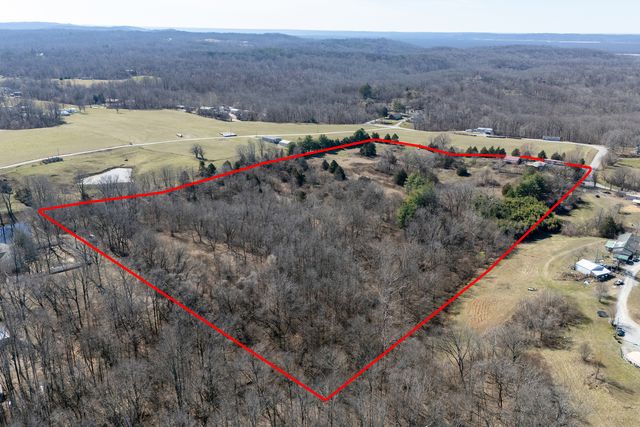 9466 Hickory Ridge Road, Murphysboro, IL 62966