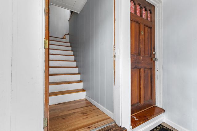 17 Ashton St, Everett, MA 02149