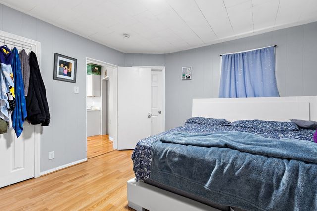 17 Ashton St, Everett, MA 02149
