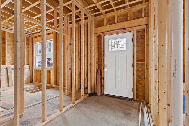 17 Ashton St, Everett, MA 02149