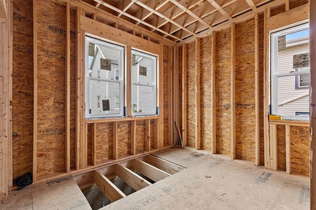 17 Ashton St, Everett, MA 02149