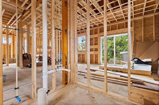 17 Ashton St, Everett, MA 02149