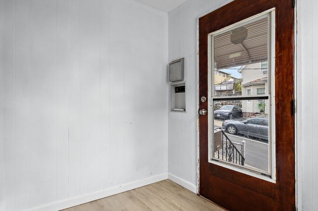 17 Ashton St, Everett, MA 02149